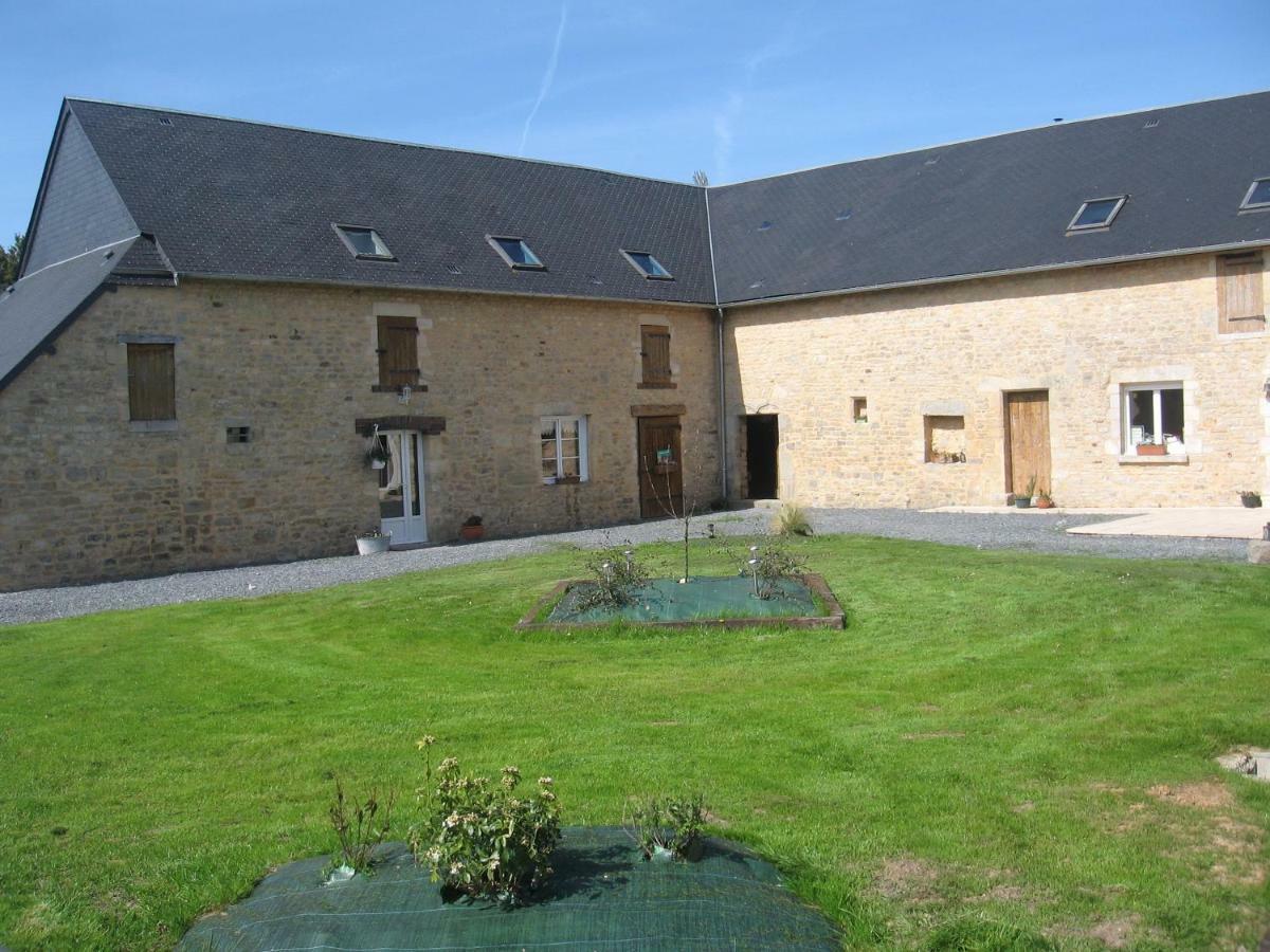 La Ferme De Montigny Villa Asnieres-en-Bessin Buitenkant foto